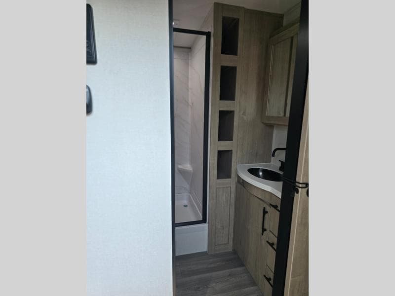 2026 Grand Design 2026 Grand Design Imagine XLS - thumbnail 21