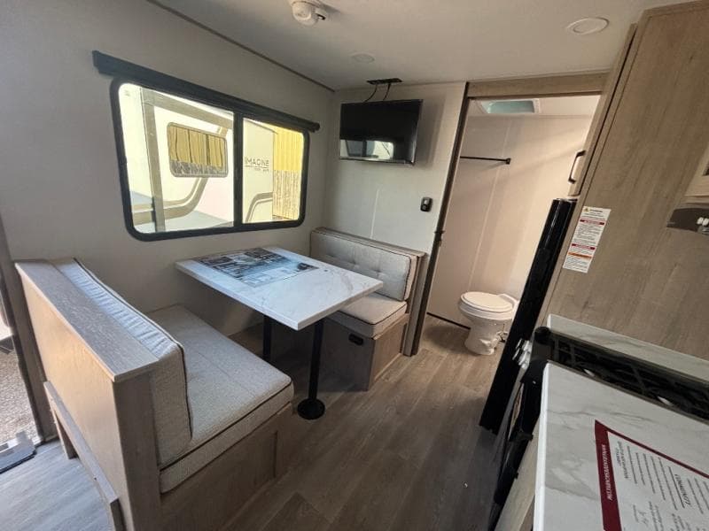 2026 Grand Design 2026 Grand Design Imagine - thumbnail 9