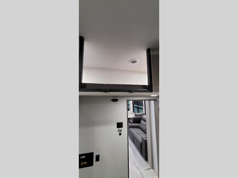 2025 Grand Design 2025 Grand Design Momentum M-Class - thumbnail 17