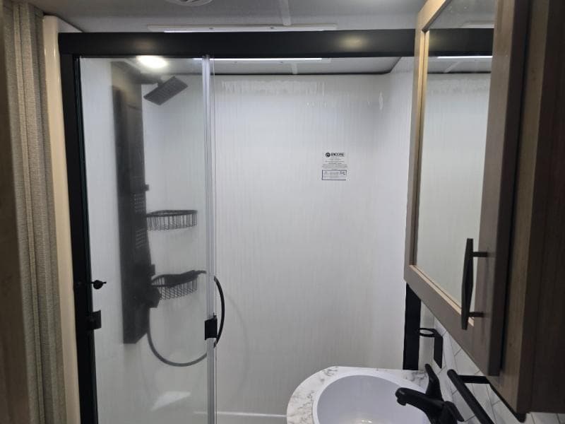 2024 Grand Design 2024 Grand Design Momentum - thumbnail 20