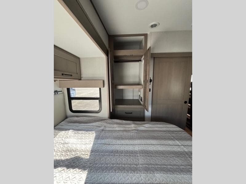 2025 Grand Design 2025 Grand Design Reflection - thumbnail 22