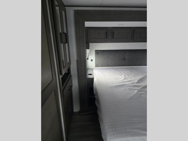 2026 Grand Design 2026 Grand Design Transcend - thumbnail 31