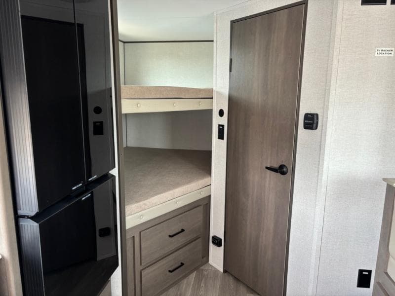 2026 Grand Design 2026 Grand Design Transcend - thumbnail 8