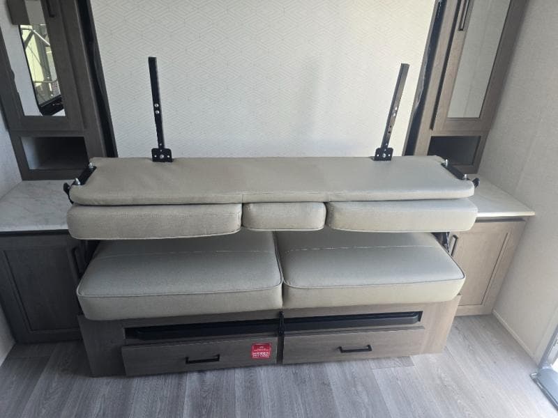 2026 Grand Design 2026 Grand Design Transcend - thumbnail 7