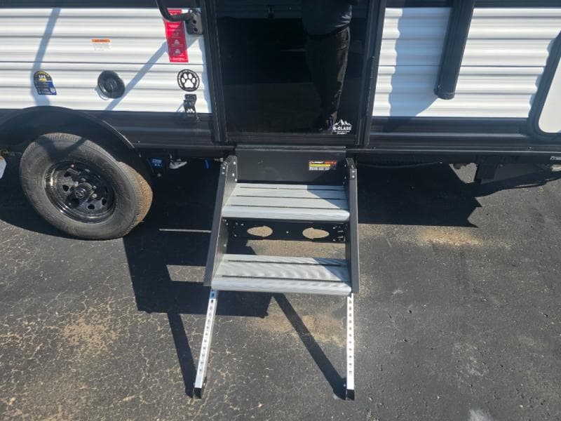 2026 Grand Design 2026 Grand Design Transcend - thumbnail 4