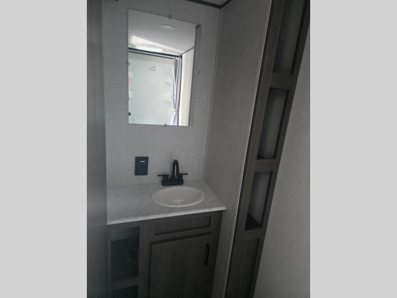 2026 Grand Design 2026 Grand Design Transcend - thumbnail 17