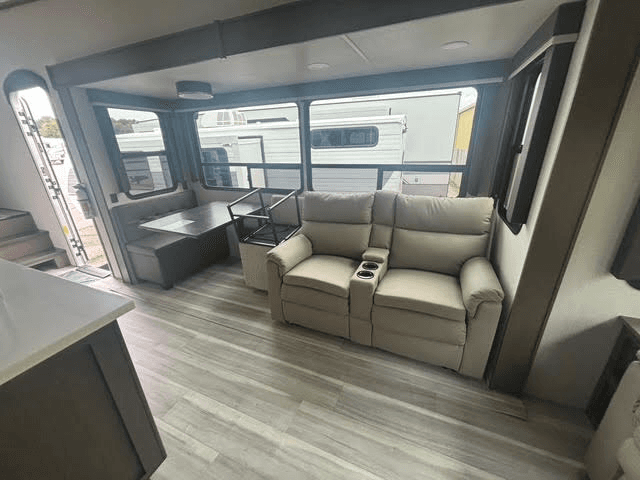 2026 Keystone RV 2026 Keystone RV Keystone Cougar - thumbnail 13