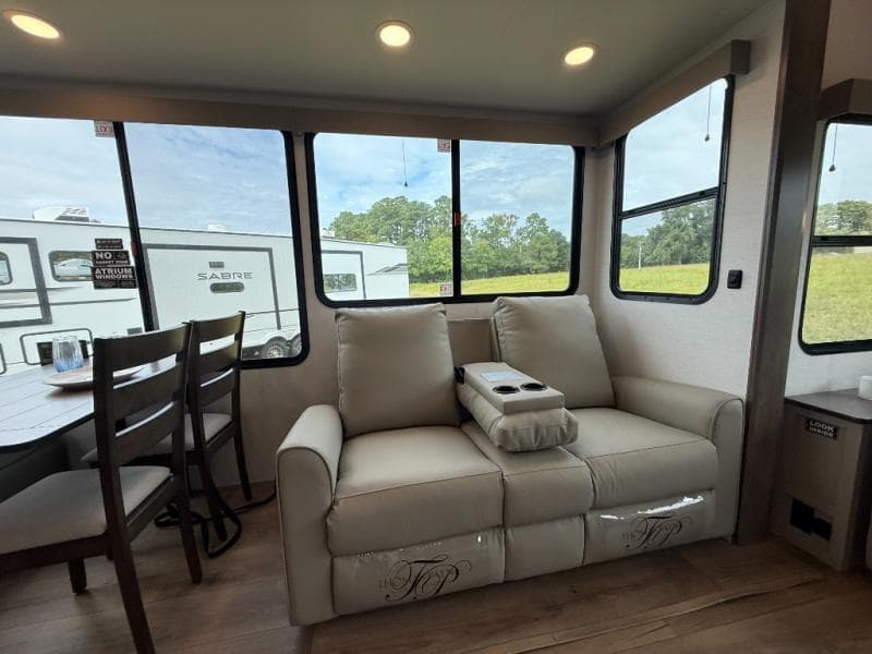 2026 Alliance RV 2026 Alliance RV Avenue - thumbnail 16