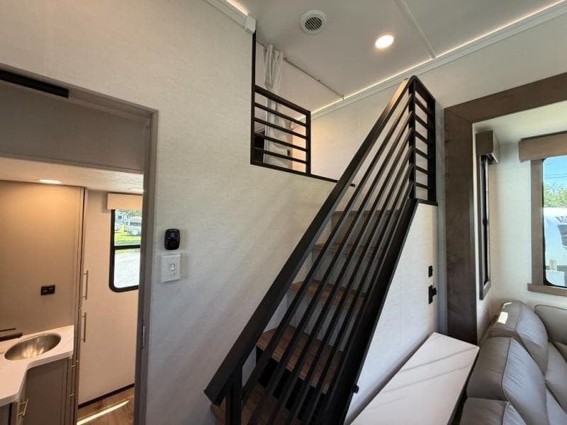 2026 Alliance RV 2026 Alliance RV Benchmark - thumbnail 16