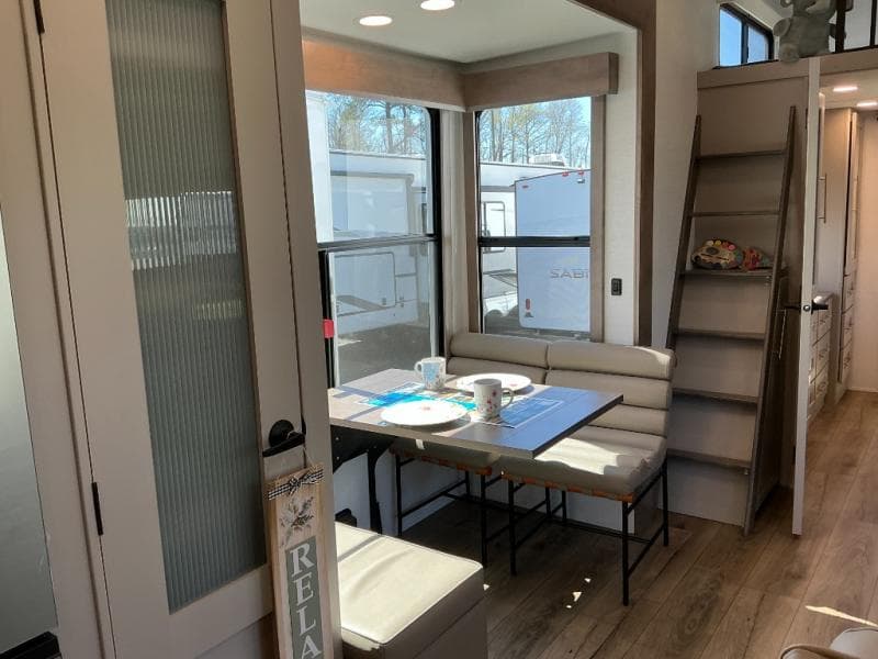 2026 Alliance RV 2026 Alliance RV Paradigm - thumbnail 11