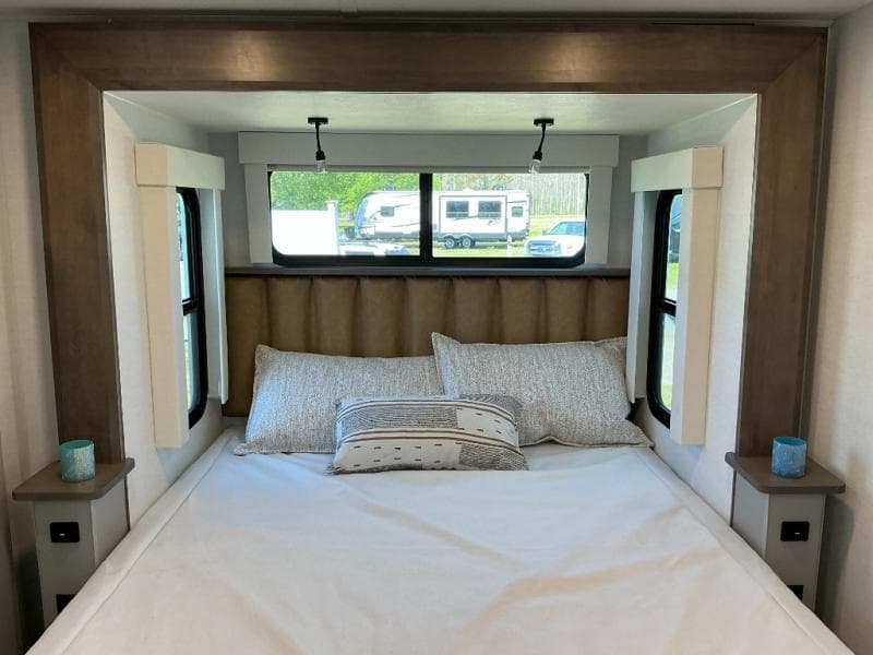 2026 Alliance RV 2026 Alliance RV Paradigm - thumbnail 20