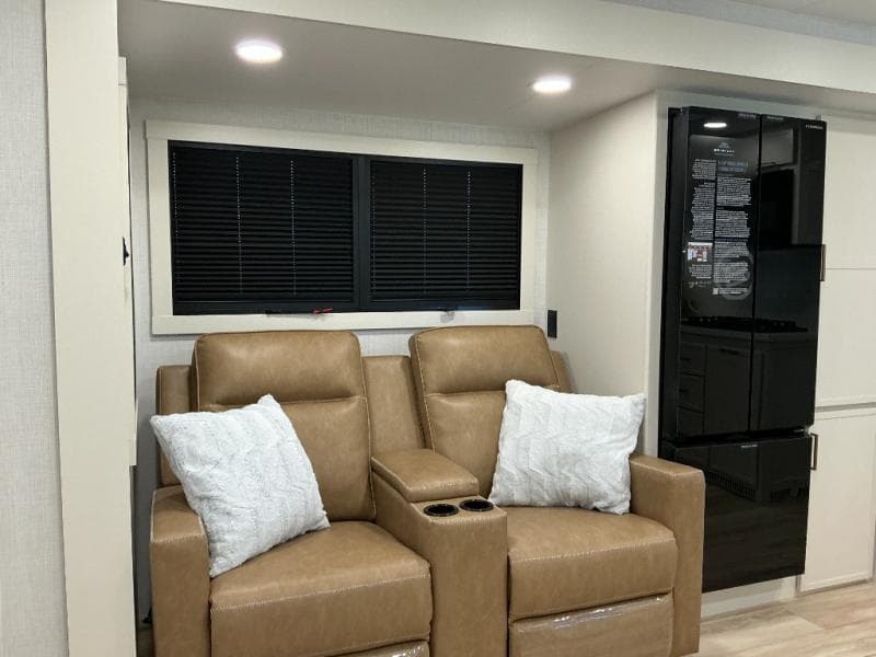 2025 Brinkley RV 2025 Brinkley RV Model IX - thumbnail 13