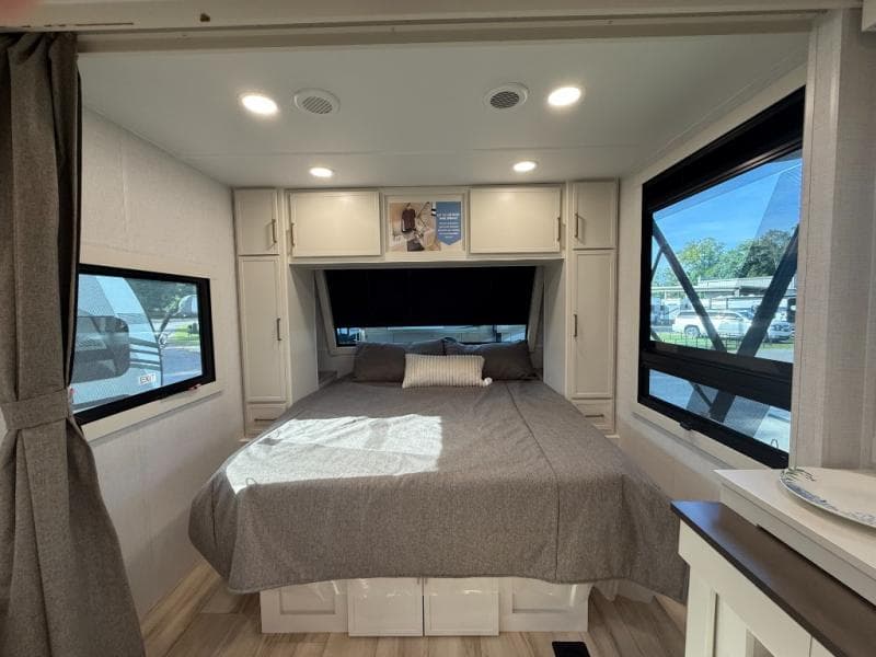 2026 Brinkley RV 2026 Brinkley RV Model IX - thumbnail 26