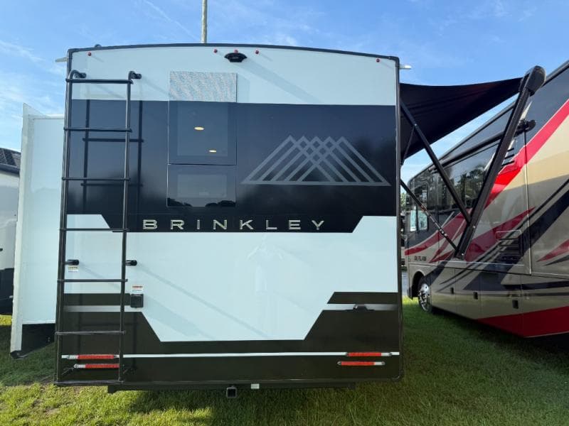 2026 Brinkley RV 2026 Brinkley RV Model IX - thumbnail 33