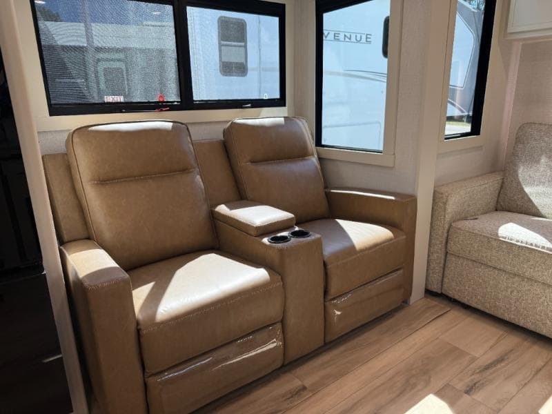 2026 Brinkley RV 2026 Brinkley RV Model IX - thumbnail 16