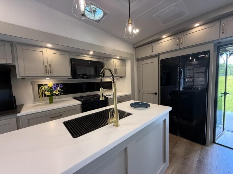 2026 Brinkley RV 2026 Brinkley RV Model Z Air - thumbnail 13