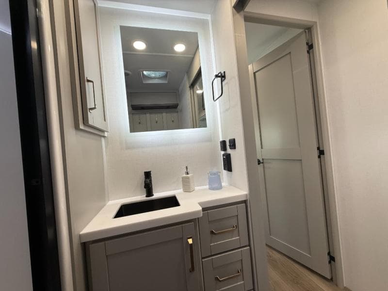 2026 Brinkley RV 2026 Brinkley RV Model Z - thumbnail 25