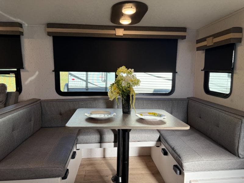 2023 Dutchmen 2023 Dutchmen Astoria - thumbnail 15