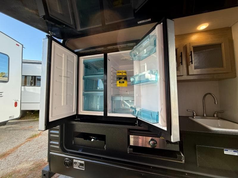 2026 Forest River 2026 Forest River Cherokee Wolf Den - thumbnail 6