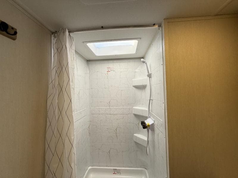 2026 Forest River 2026 Forest River Cherokee Wolf Den - thumbnail 22