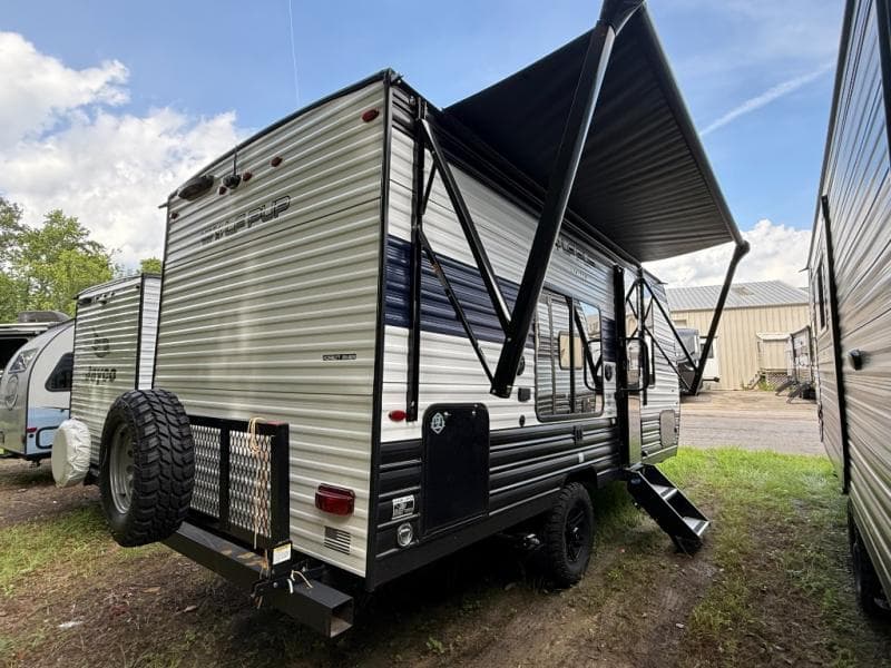 2024 Forest River 2024 Forest River Cherokee Wolf Pup - thumbnail 22