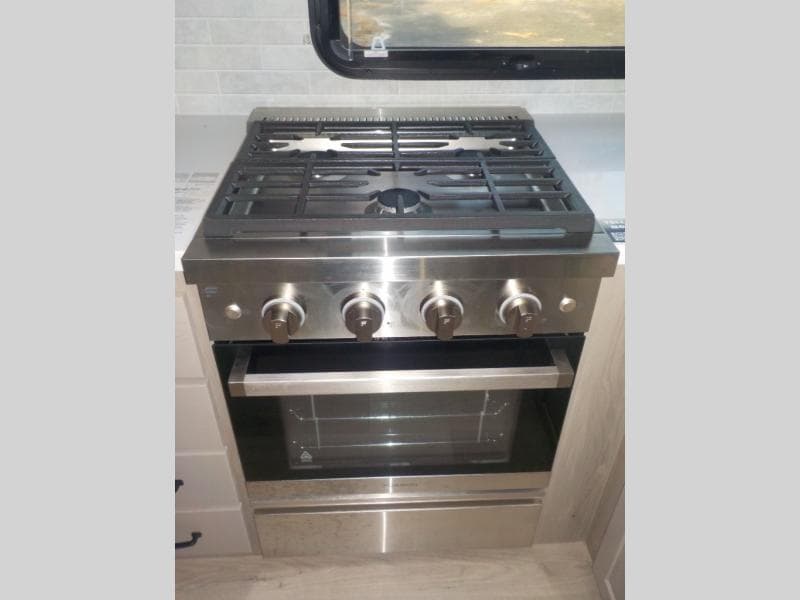 2025 Forest River 2025 Forest River Flagstaff Classic - thumbnail 7