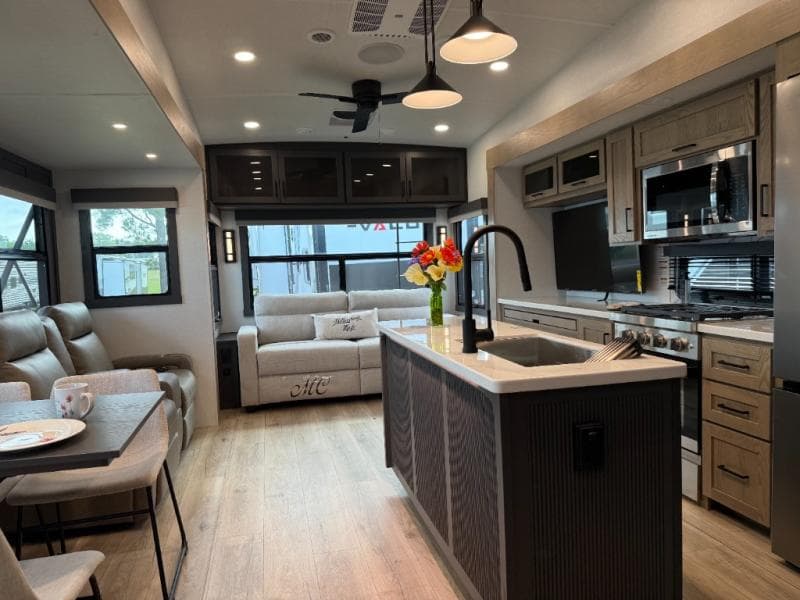 2026 Forest River 2026 Forest River Flagstaff Classic - thumbnail 6