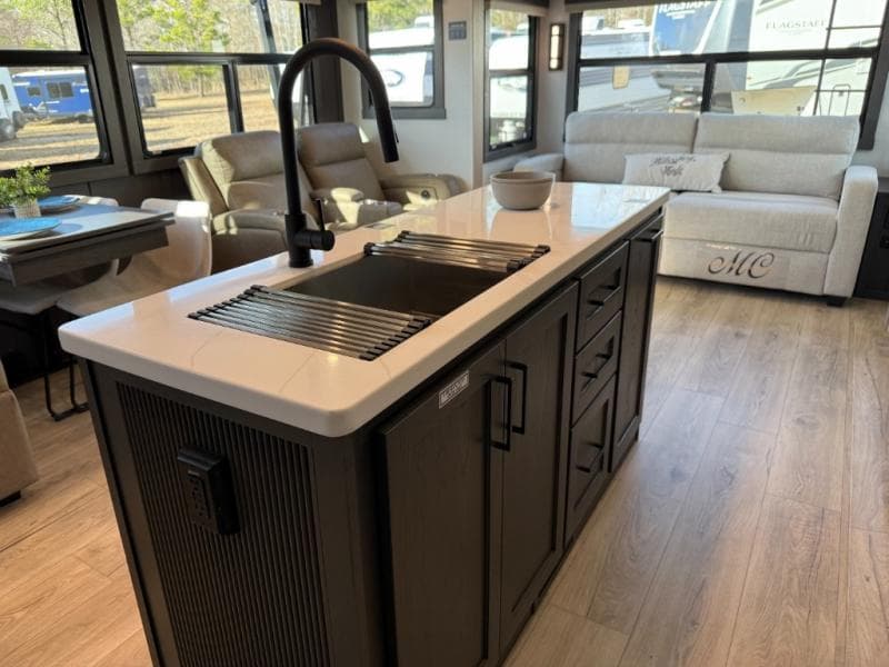 2026 Forest River 2026 Forest River Flagstaff Classic - thumbnail 10