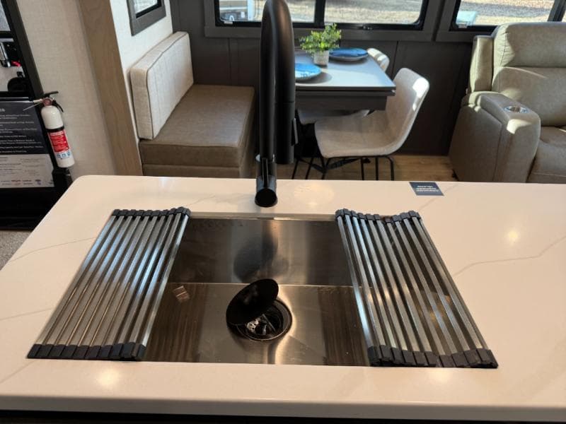 2026 Forest River 2026 Forest River Flagstaff Classic - thumbnail 11