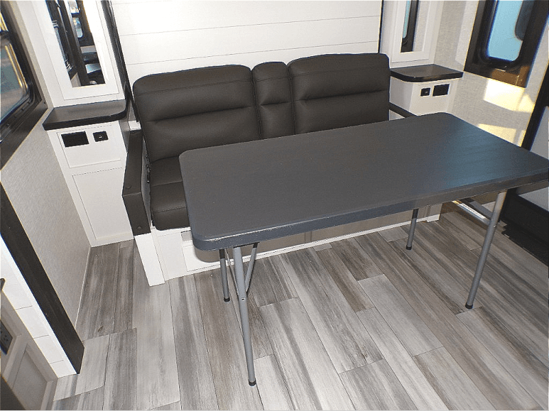 2024 Jayco 2024 Jayco Jay Feather - thumbnail 22