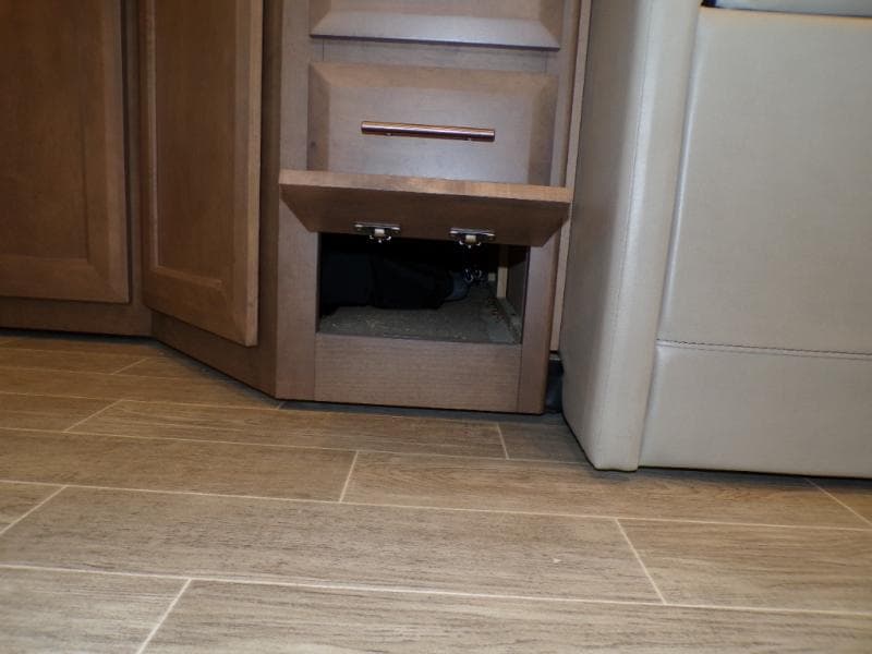 2022 Thor Motor Coach 2022 Thor Motor Coach Omni - thumbnail 40