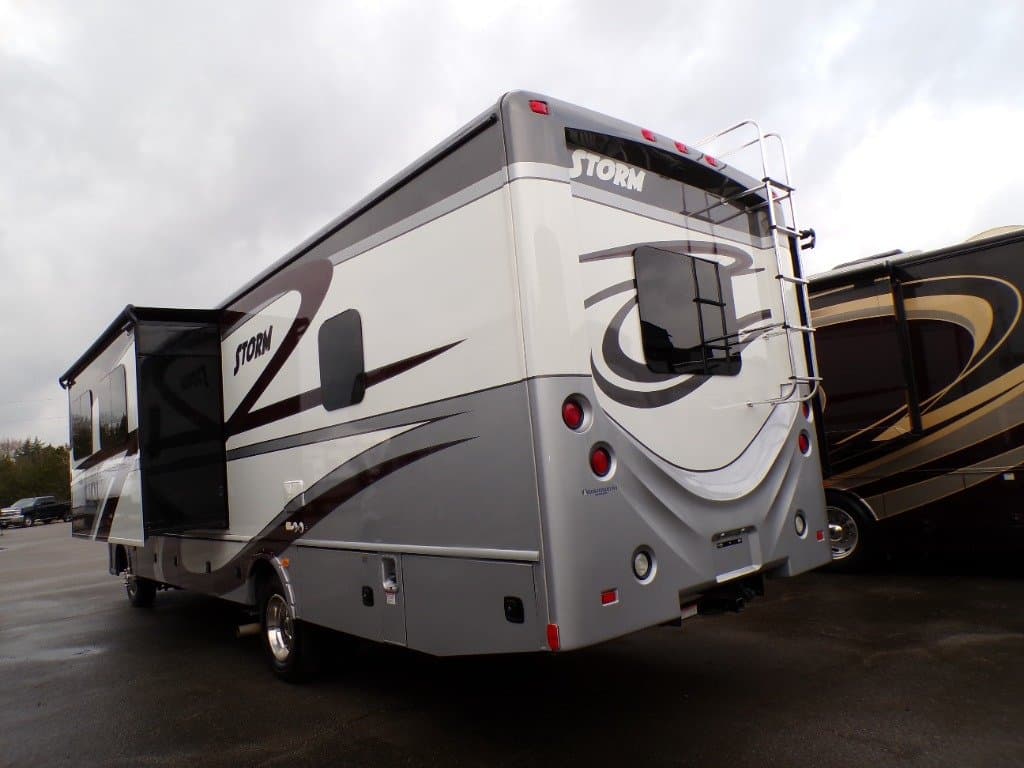 2016 Fleetwood 2016 Fleetwood Storm - thumbnail 5