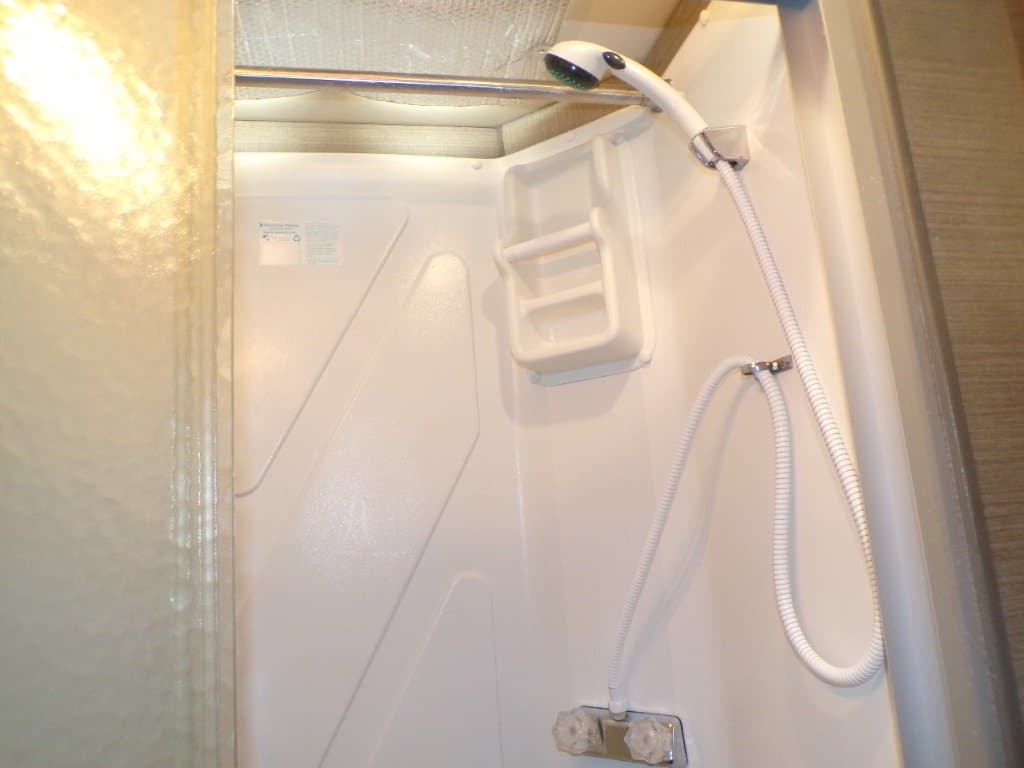 2016 Fleetwood 2016 Fleetwood Storm - thumbnail 71