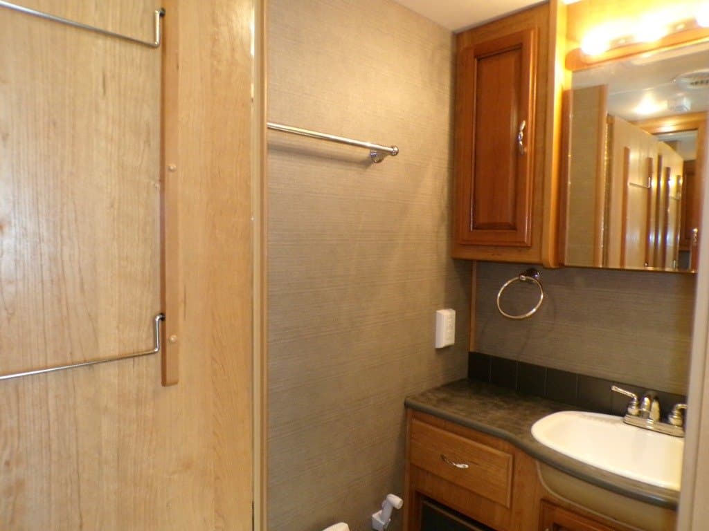 2016 Fleetwood 2016 Fleetwood Storm - thumbnail 65