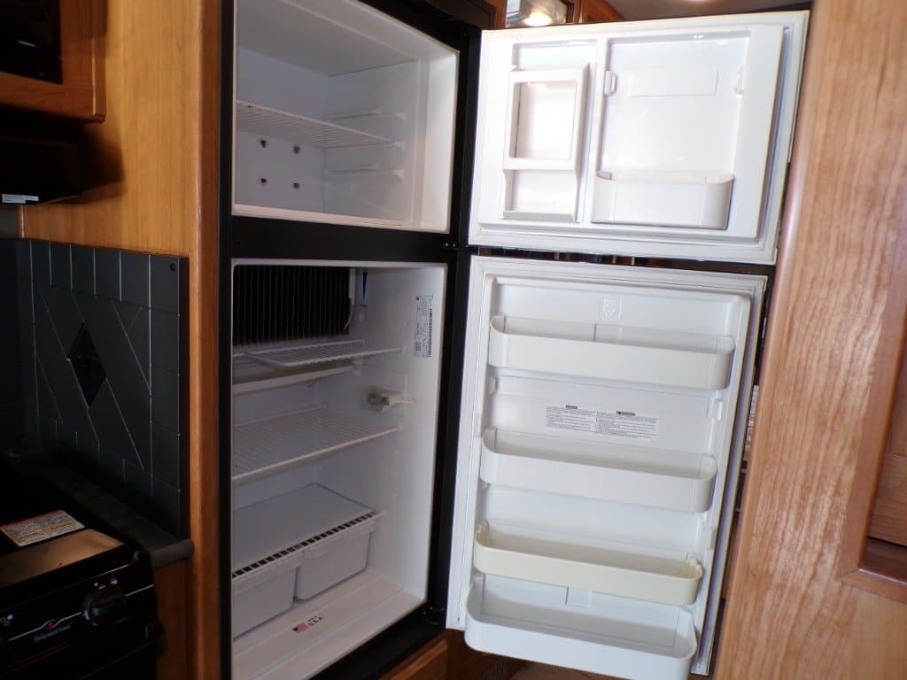 2016 Fleetwood 2016 Fleetwood Storm - thumbnail 45