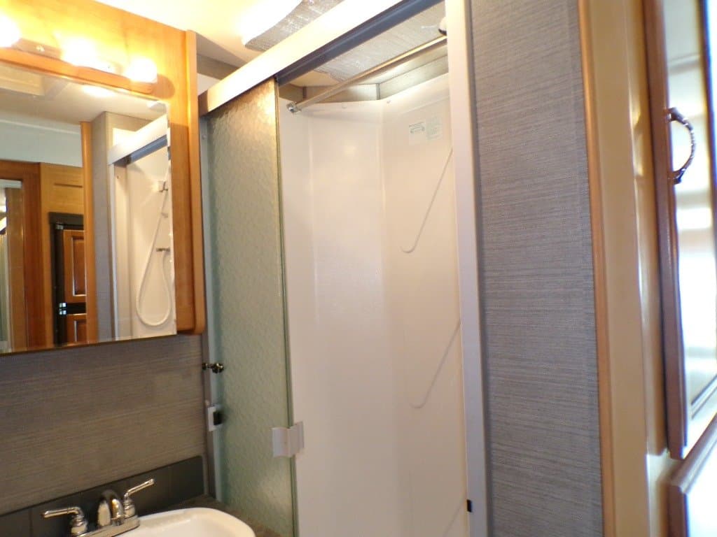 2016 Fleetwood 2016 Fleetwood Storm - thumbnail 64