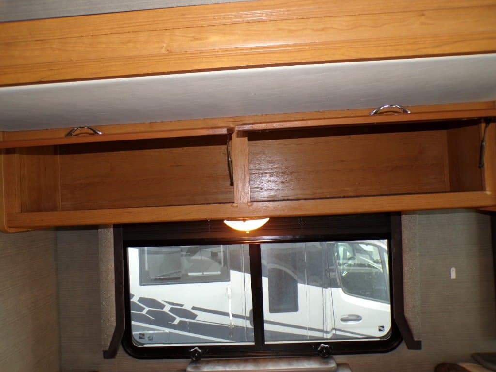 2016 Fleetwood 2016 Fleetwood Storm - thumbnail 34