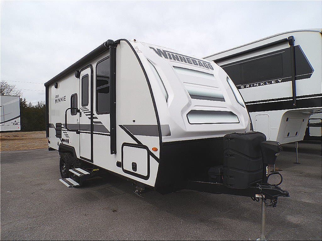 2022 Winnebago 2022 Winnebago Micro Minnie - image 1