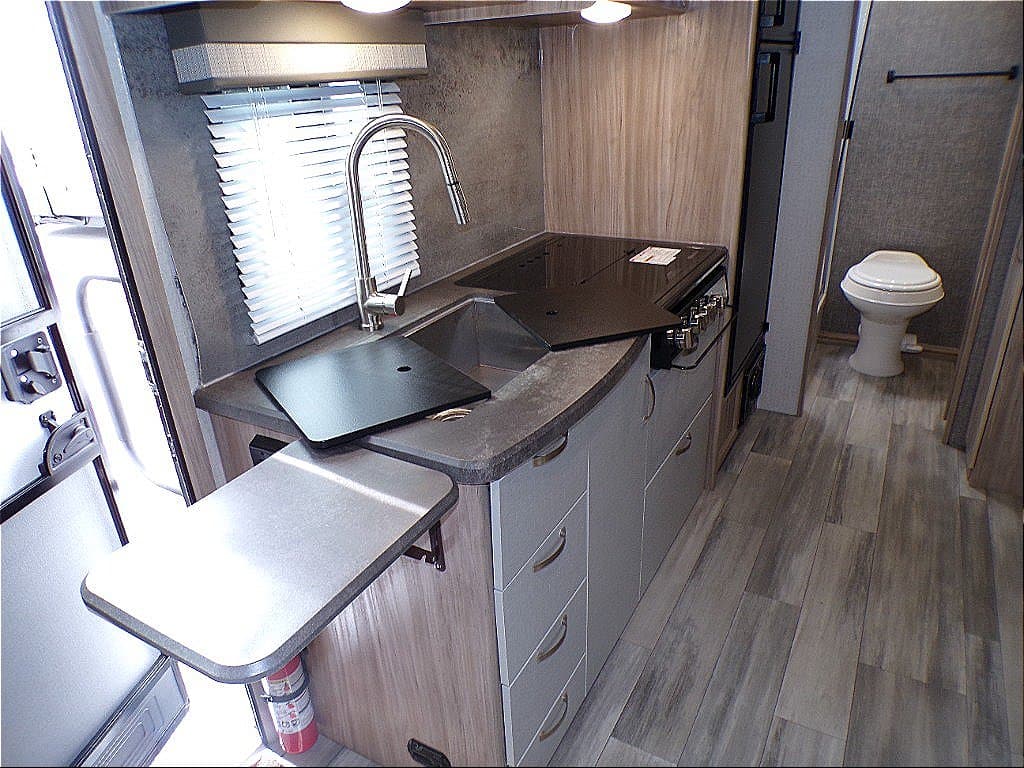 2022 Winnebago 2022 Winnebago Micro Minnie - thumbnail 25