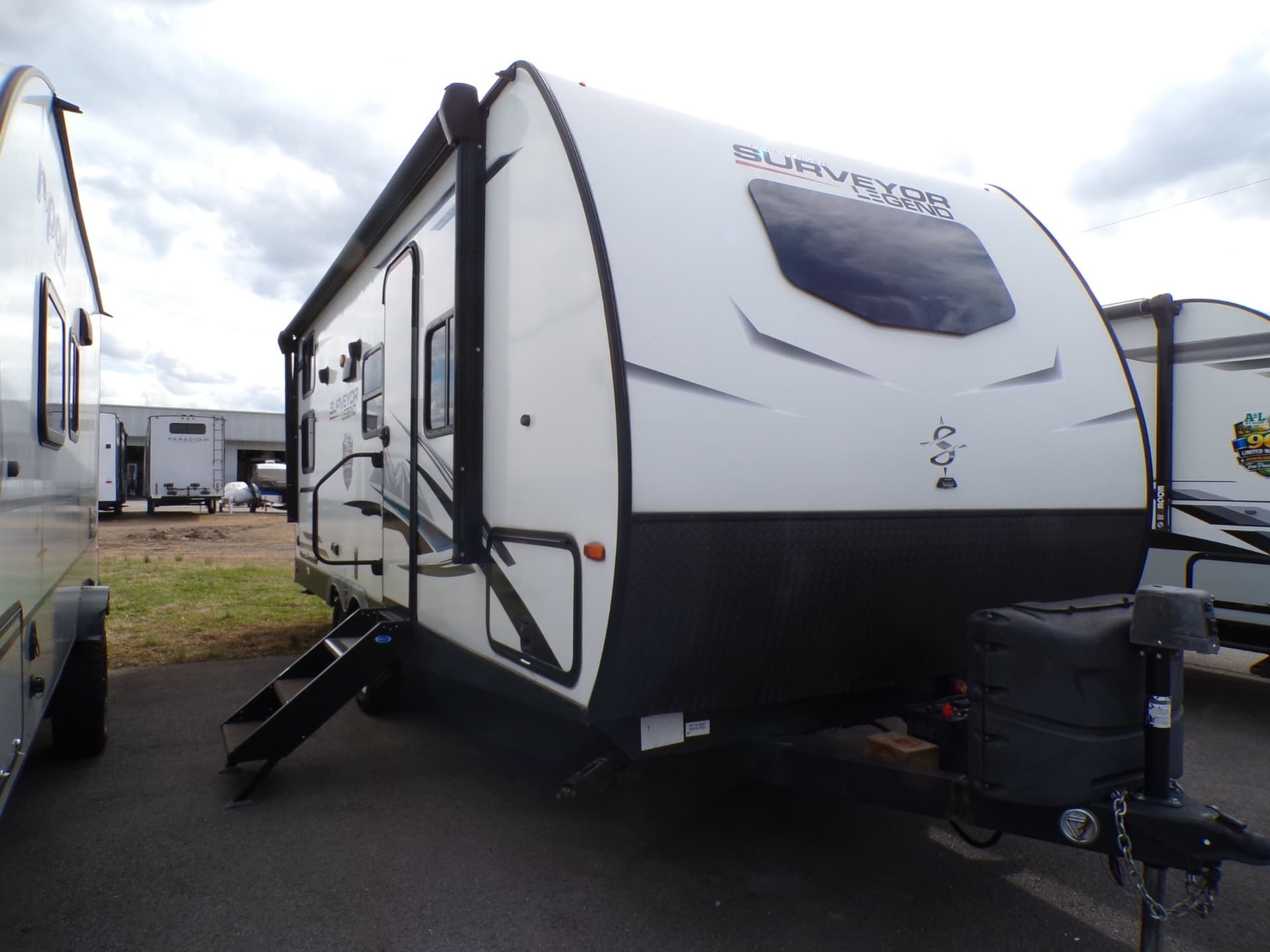 2021 Surveyor Legend 240BHLE