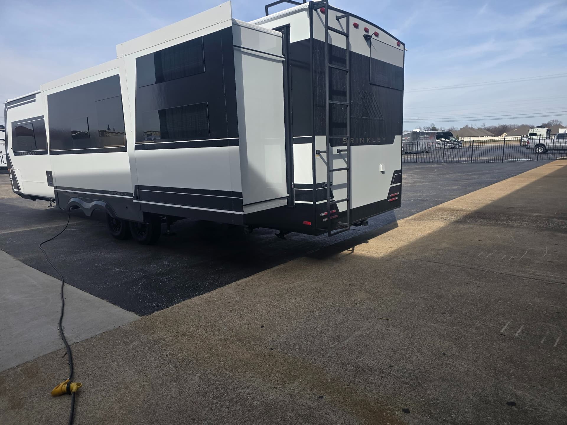 2026 Brinkley RV 2026 Brinkley RV Model Z - thumbnail 6