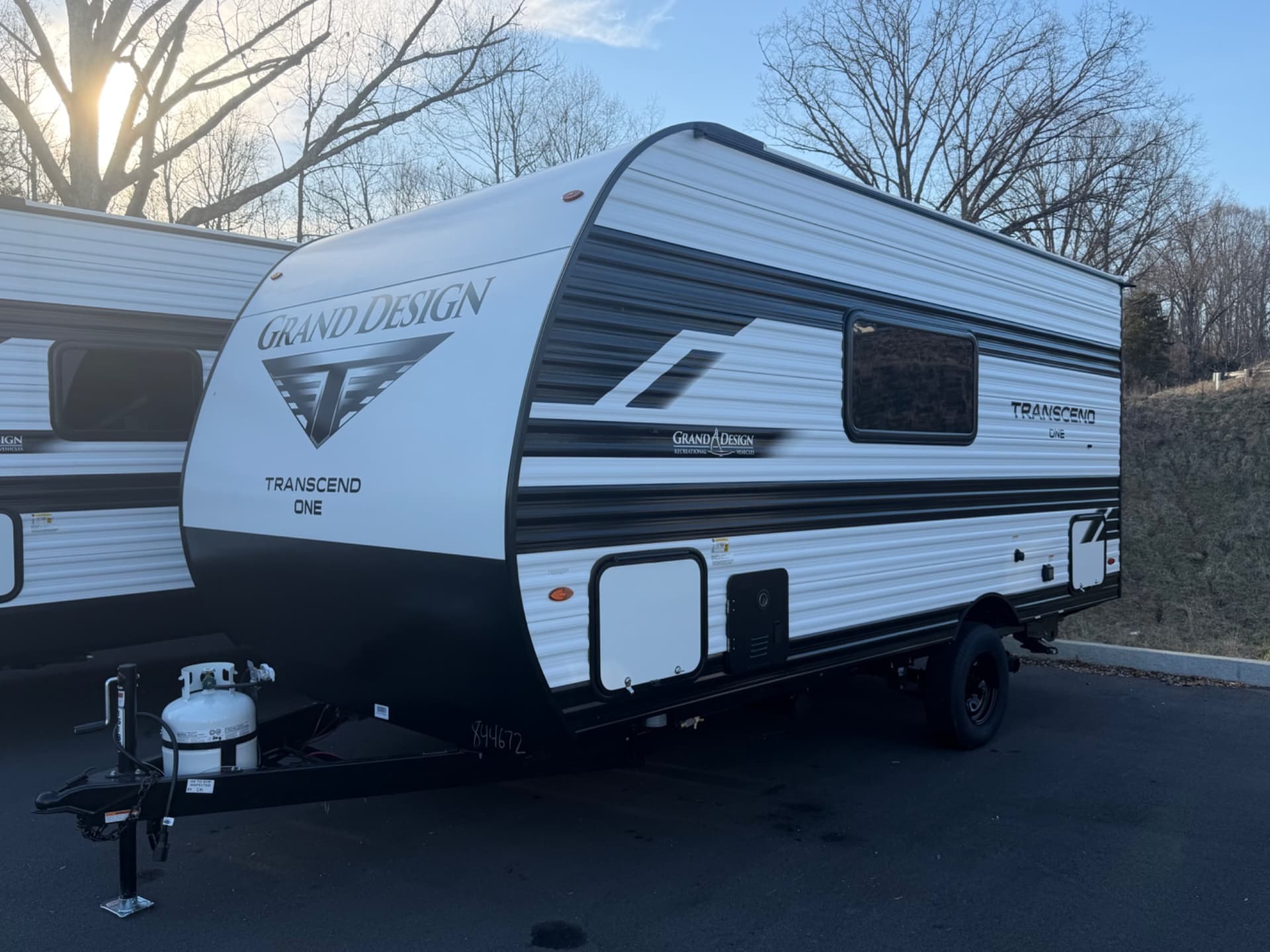 2026 Grand Design 2026 Grand Design Transcend - thumbnail 3