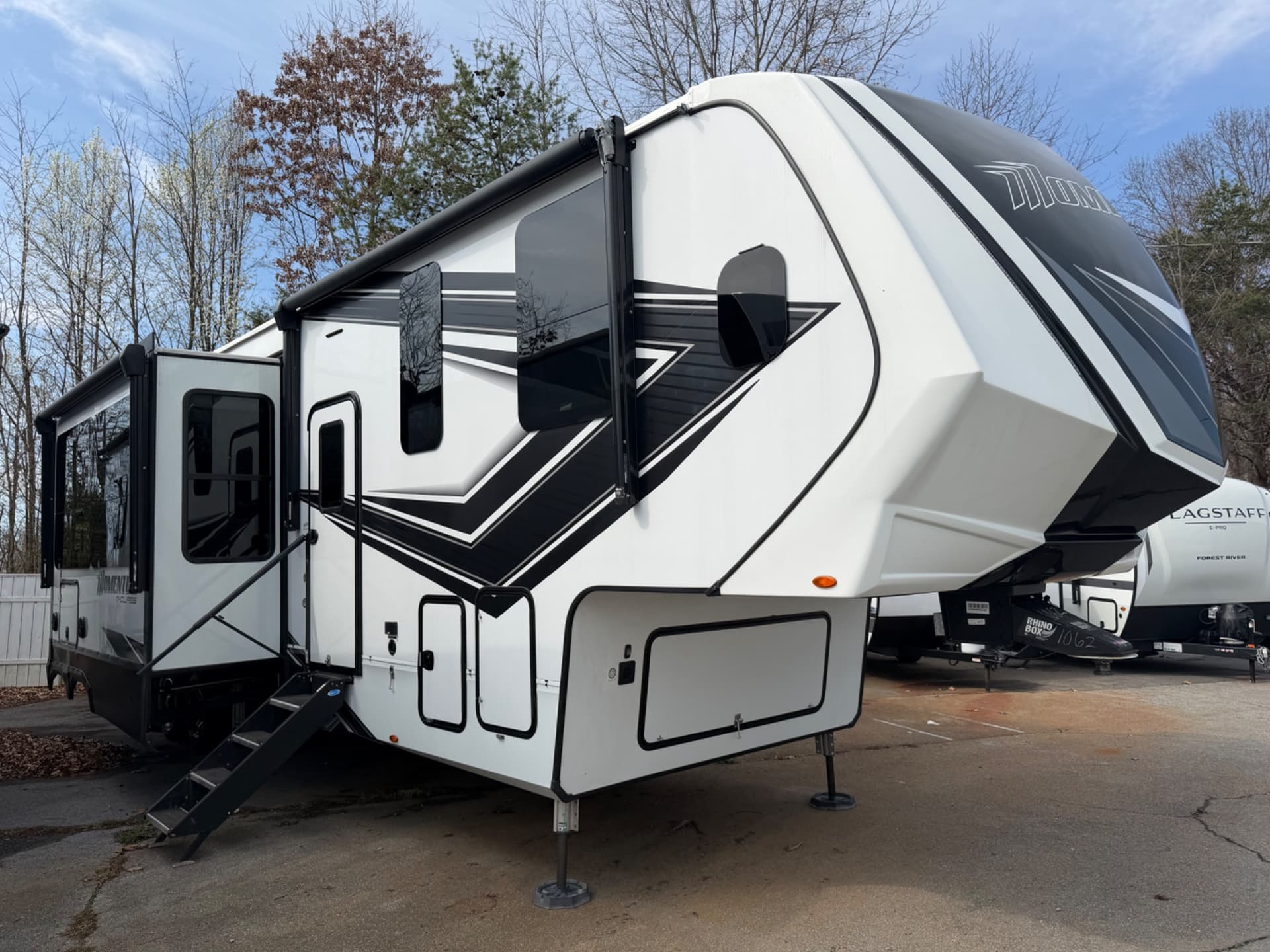 2023 Grand Design Momentum M-Class 395MS