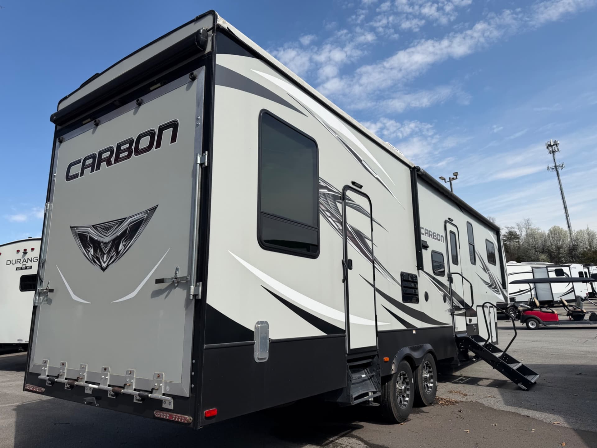 2017 Keystone RV 2017 Keystone RV Carbon - thumbnail 4