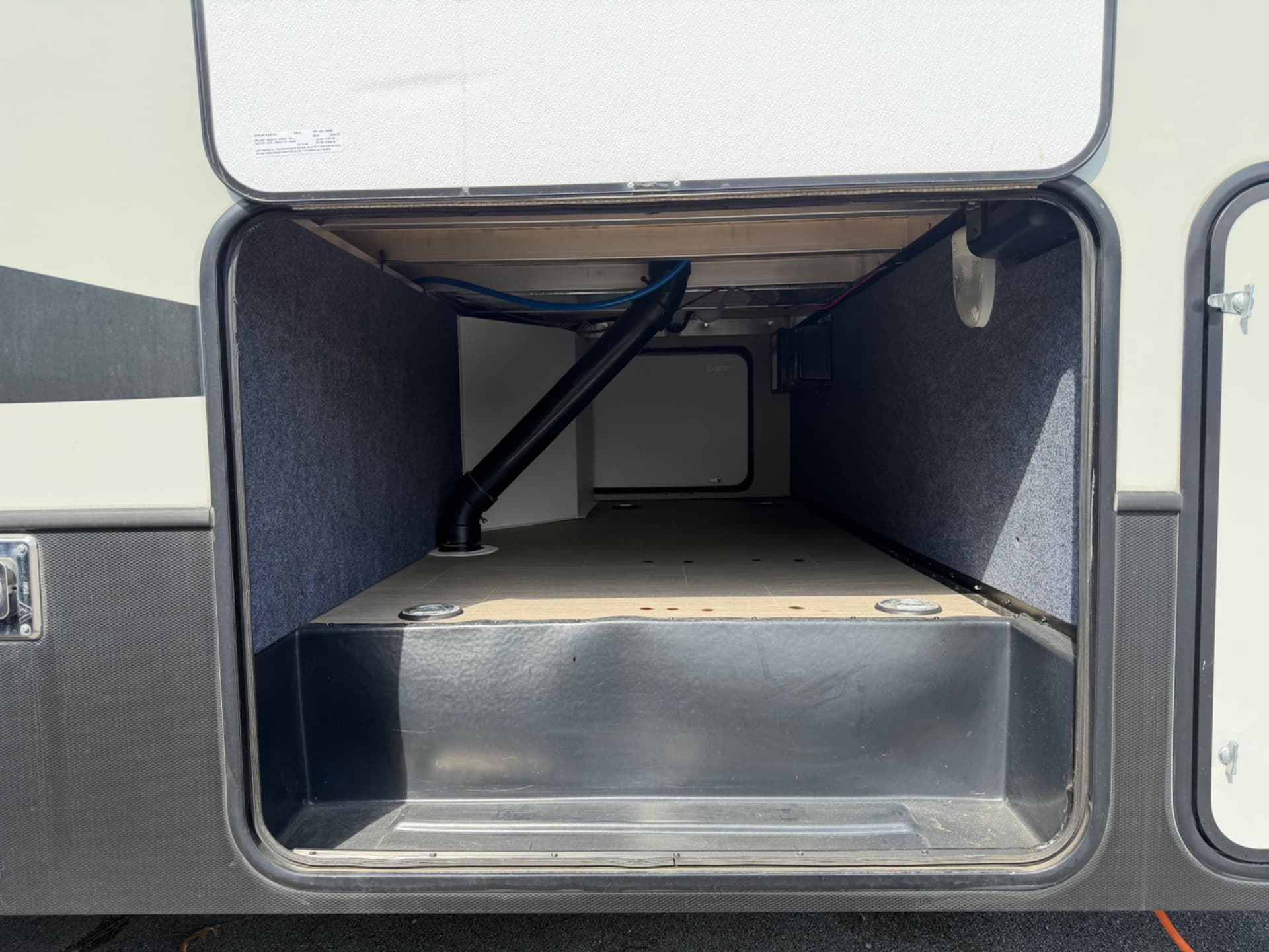 2017 Keystone RV 2017 Keystone RV Carbon - thumbnail 5