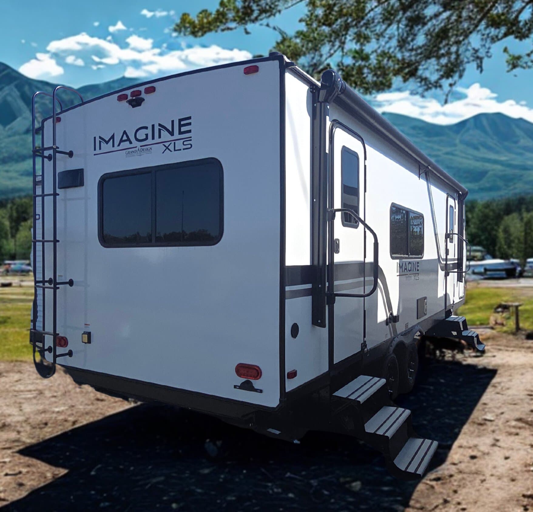 2026 Grand Design 2026 Grand Design Imagine - thumbnail 3