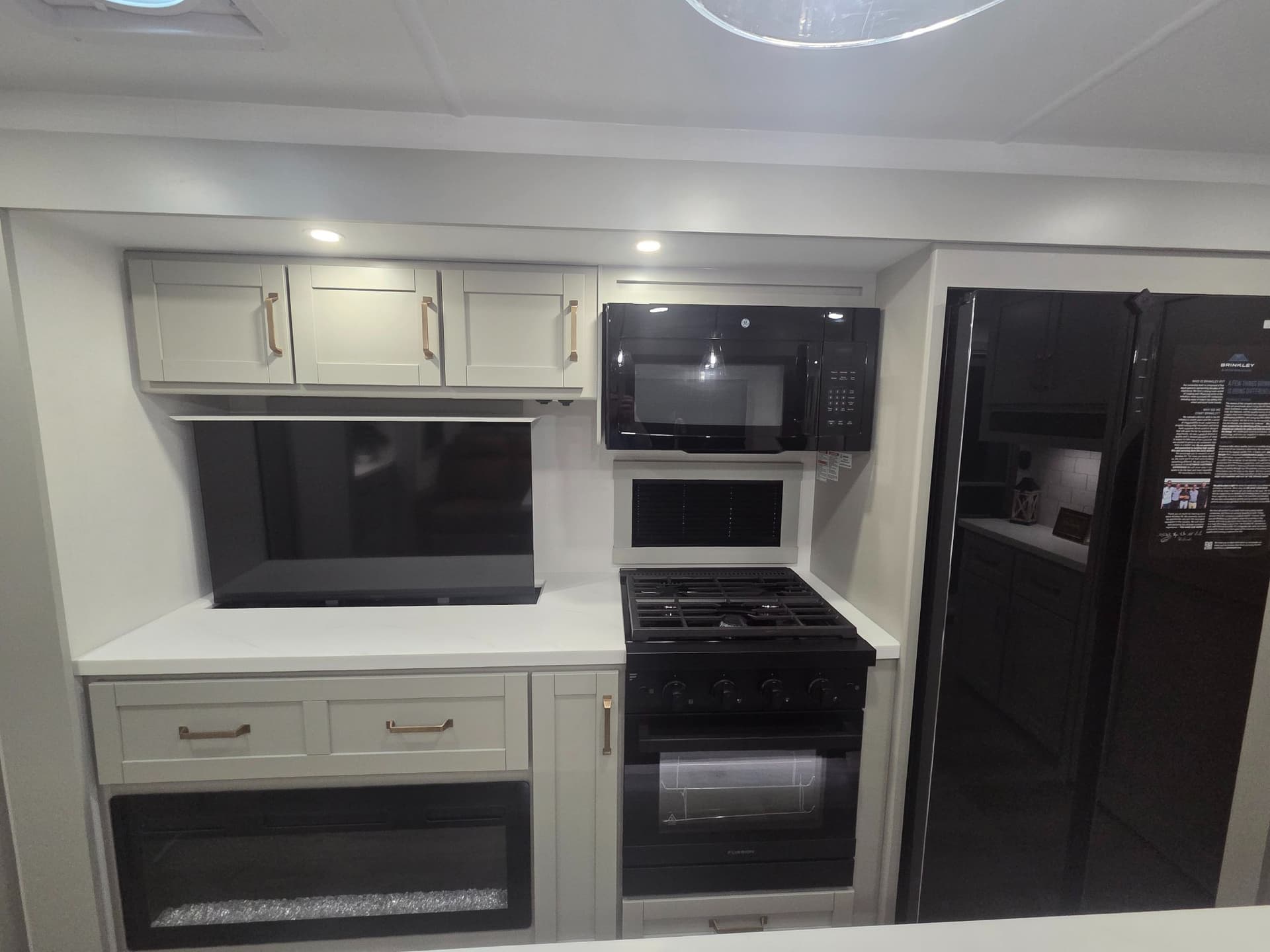 2026 Brinkley RV 2026 Brinkley RV Model Z - thumbnail 9