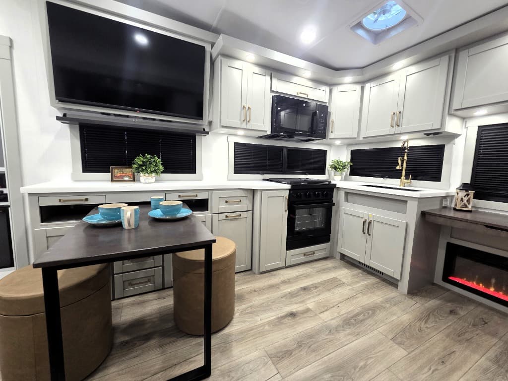 2026 Brinkley RV 2026 Brinkley RV BRINKLEY - thumbnail 7