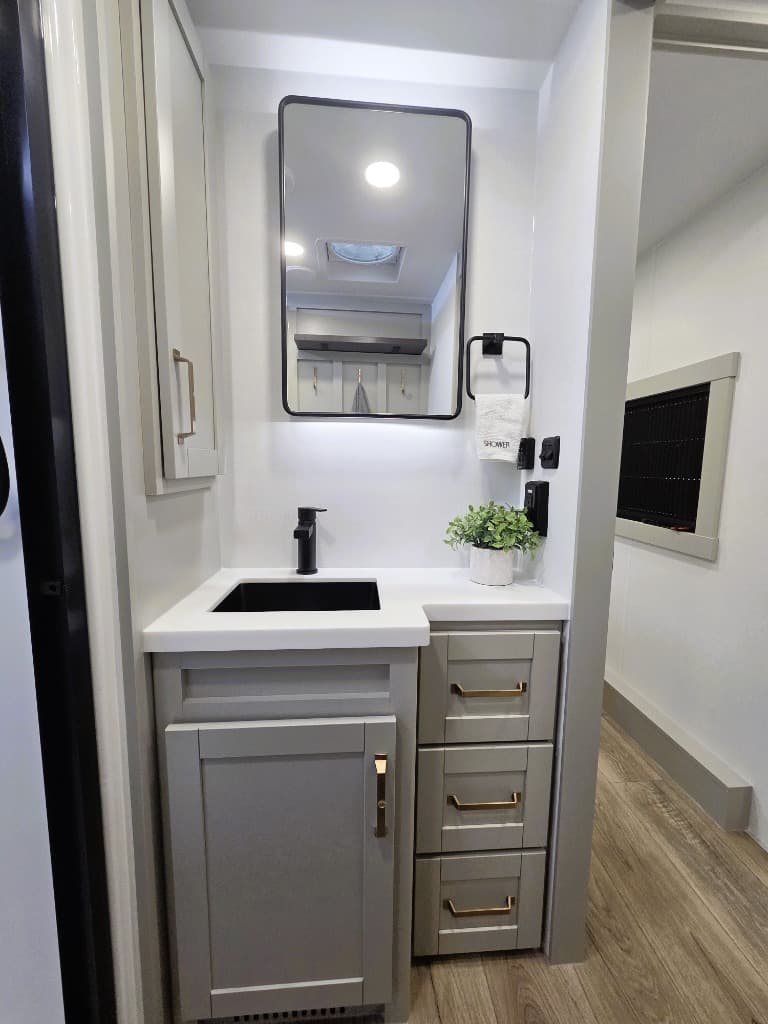 2026 Brinkley RV 2026 Brinkley RV BRINKLEY - thumbnail 15