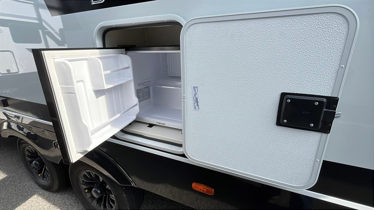 2026 Brinkley RV 2026 Brinkley RV Model IX - thumbnail 9